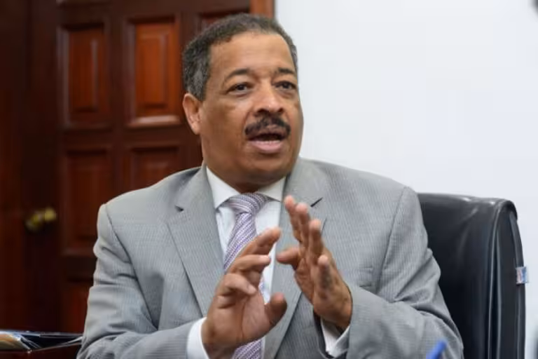 Roberto Rosario afirma método D´Hundt es lo que más conviene a RD