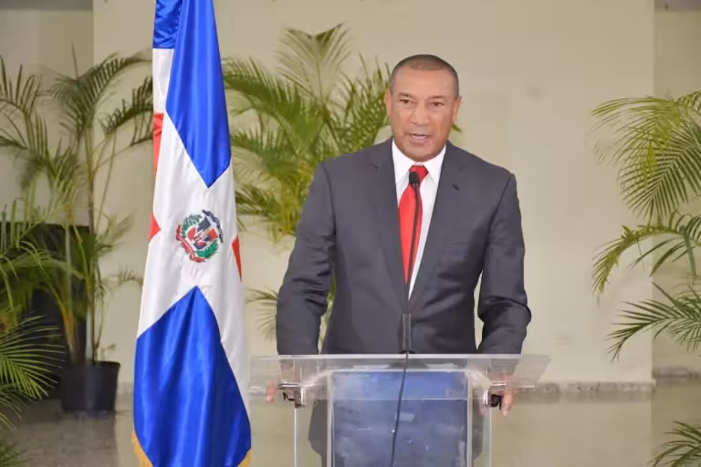 Senador Santiago Zorrilla califica como “muy atinada” la decisión Abinader de realizar cambios en el Gobierno