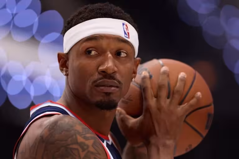 Bradley Beal se perderá el resto de la temporada por una fractura de cadera