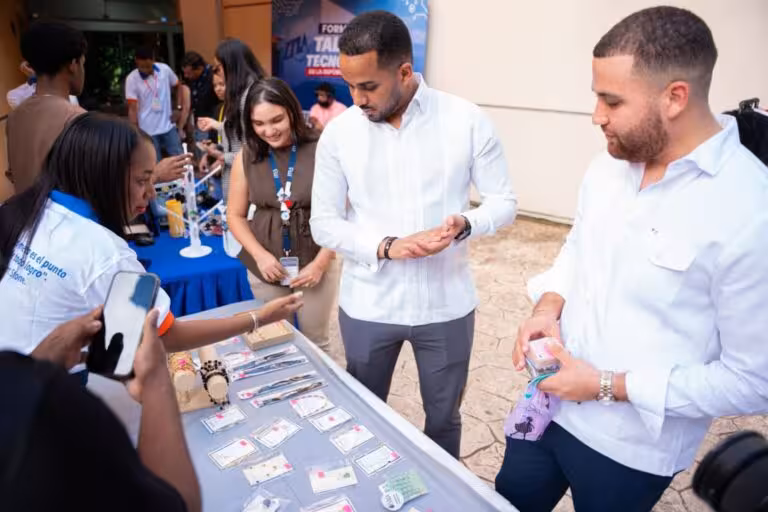 ITLA lanza “EmprendeTec” durante la Semana Global de Emprendimiento 2025