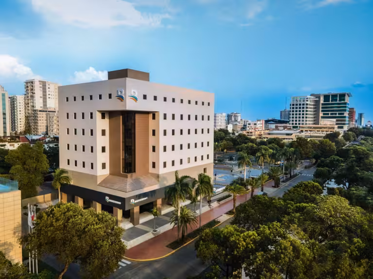 Banreservas recibe Oro en premios Innovadores de las Américas por inclusión financiera