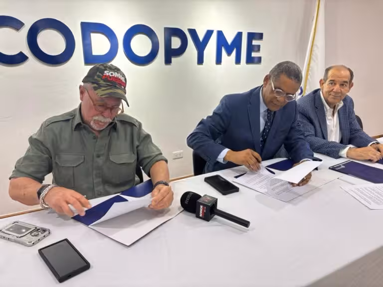 Codopyme se une a Somos Pueblo Media y RD Por Lo Alto para promover la transparencia en las Mipymes