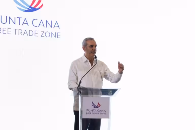 Abinader inaugura Zona Franca Punta Cana Free Trade Zone y consolida al país como hub logístico del Caribe