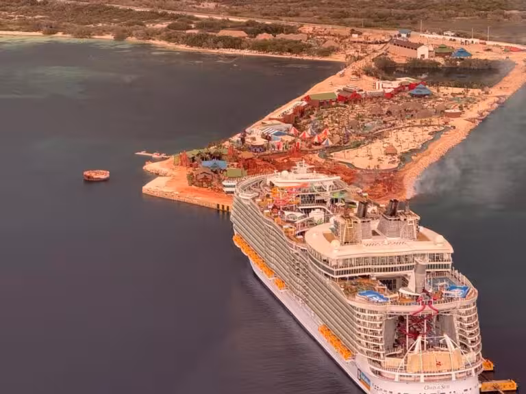 Gobierno proyecta que Pedernales recibirá más de 300,000 cruceristas en 2026