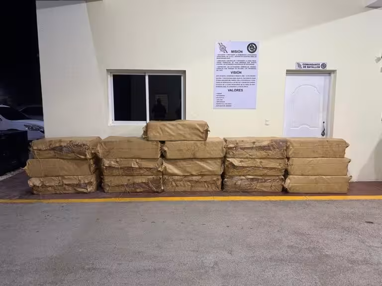 ERD incauta 320,000 cigarrillos de contrabando en operativo en Elías Piña