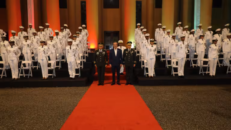 Abinader preside graduación de la 64.ª promoción del Ejército