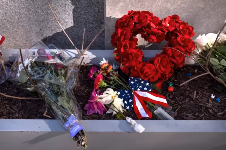 Gobierno de EEUU suspenderá las decisiones de asilo tras ataque a miembros de la Guardia Nacional