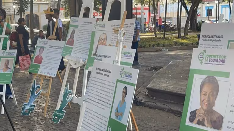 Organizaciones feministas exigen acciones urgentes del Estado para frenar violencia contra mujeres y niñas en Santiago