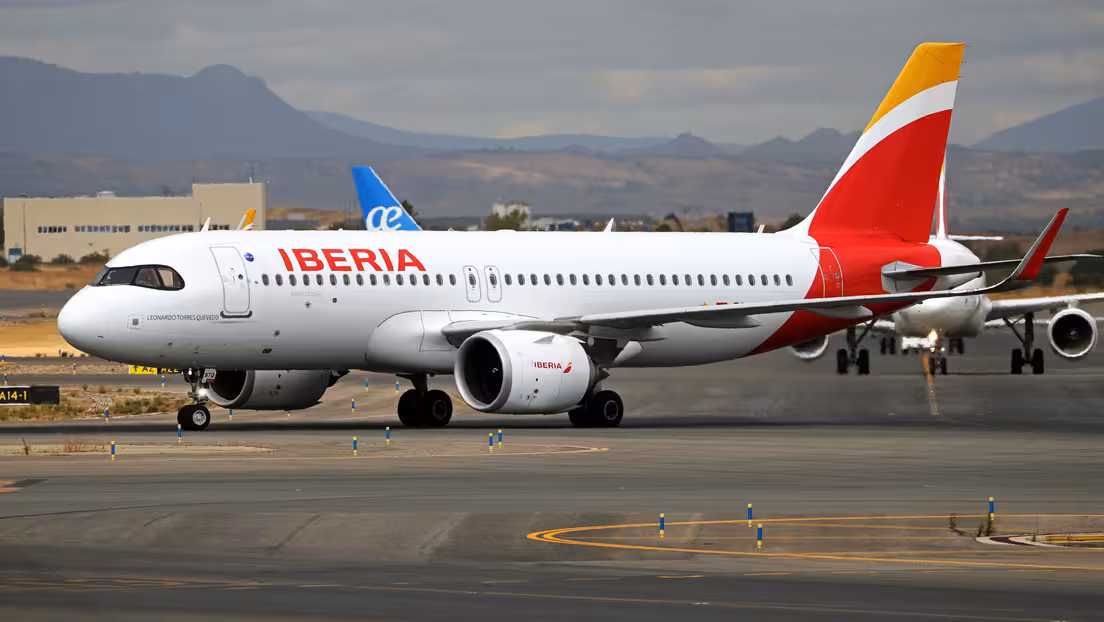 Venezuela revoca la concesión a 6 aerolíneas por "sumarse a las acciones de terrorismo" promovidas por EE.UU.