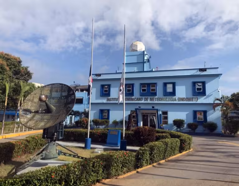 Indomet prevé lluvias por incidencia de vaguada prefrontal este viernes