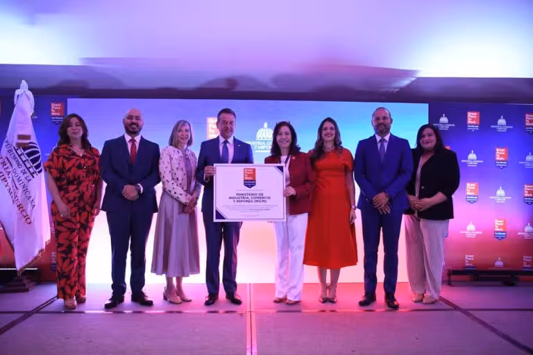 MICM logra la Certificación™️ de Great Place to Work®️ y es reconocido como un gran lugar para trabajar en Caribe y Centroamérica