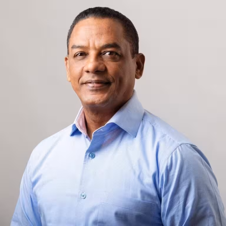 Exdiputado Ramón Cabrera advierte que el PLD no debe “entregar la otra mejilla” ante la Fuerza del Pueblo