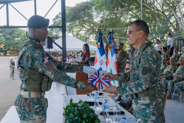Ejército celebra la graduación de 575 nuevos soldados de la 1ra. y 2da. Promoción de Conscriptos 2025