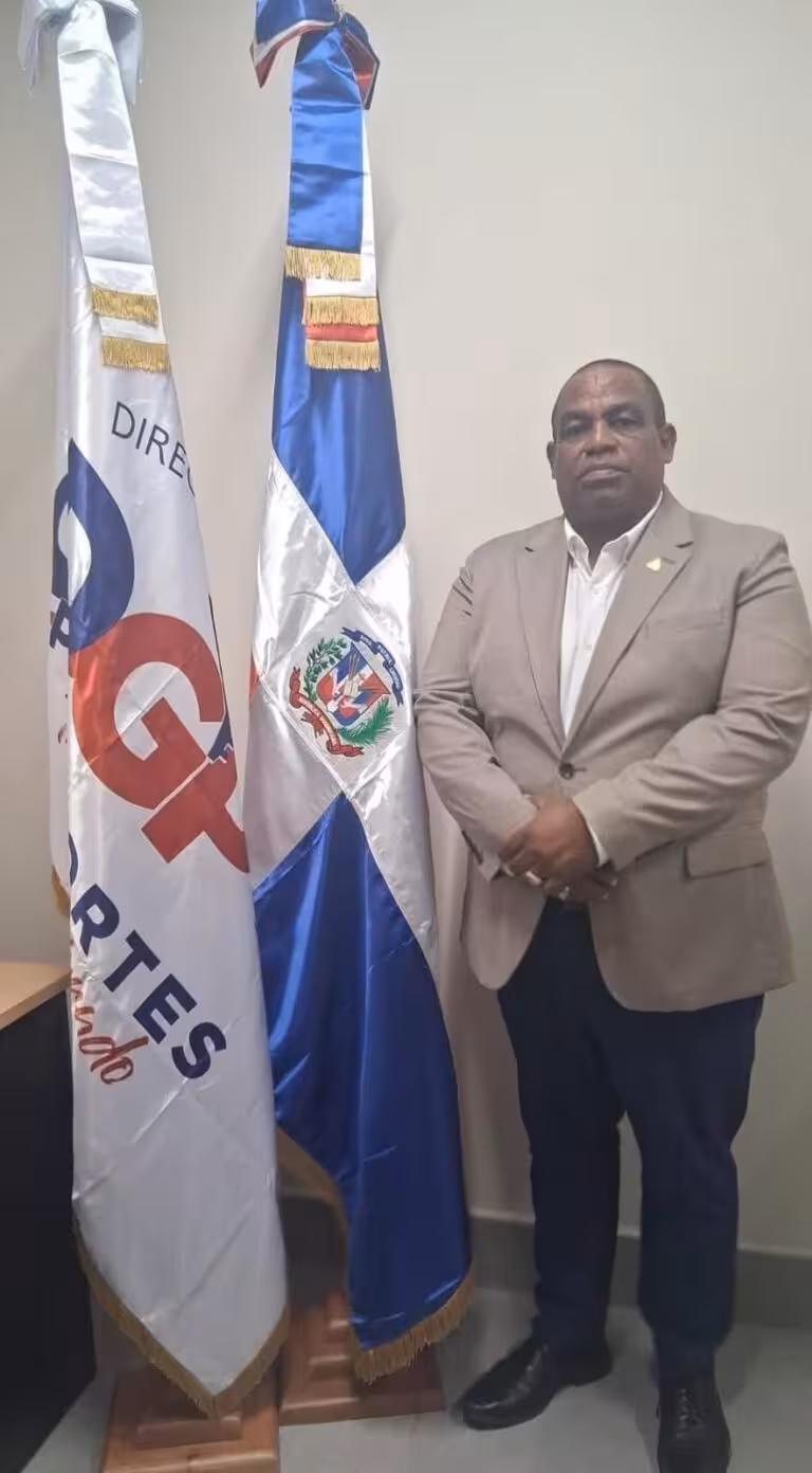 Subdirector Otoniel Reyes dice: República Dominicana inicia una nueva era con la implementación del pasaporte electrónico