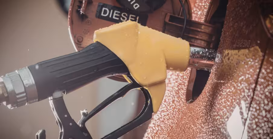 Gobierno mantiene precios de combustibles esenciales con subsidio de RD$183.5 millones