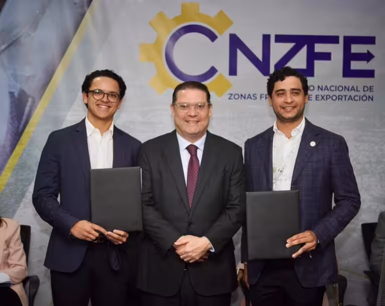 Cibao Park formaliza su operación como zona franca