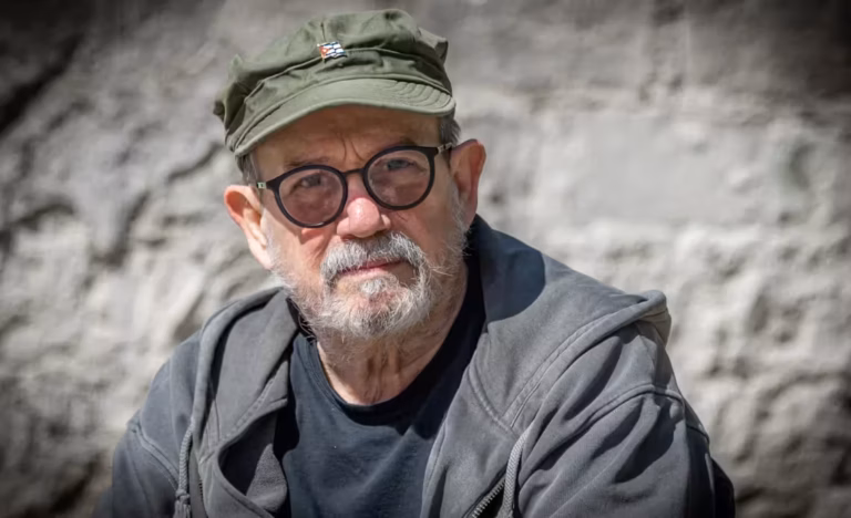 Silvio Rodríguez ya tiene un arma para defender a Cuba si Estados Unidos ataca