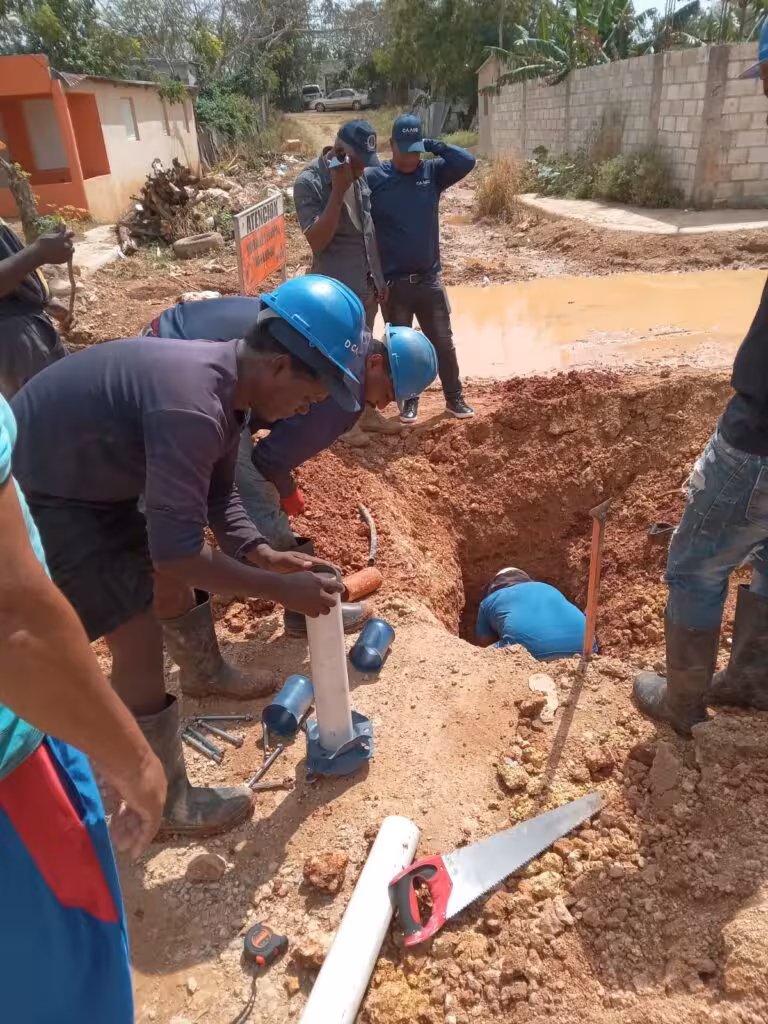 CAASD optimiza redes de distribución en sectores de Santo Domingo Este