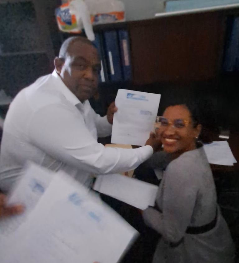 Otoniel Reyes formaliza aspiración a la Secretaría General del PRM en Santo Domingo Este