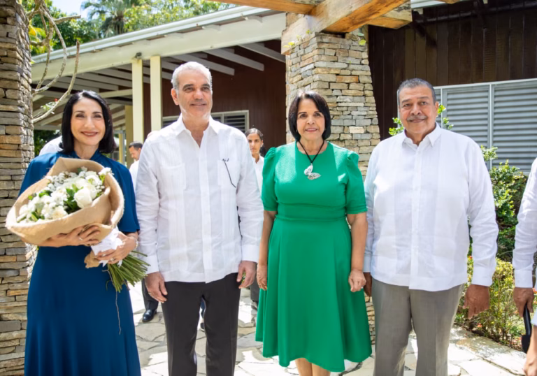 Presidente Abinader afirma que la lucha de Minerva Mirabal marcó el inicio del camino hacia la verdadera democracia en la República Dominicana