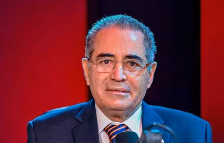 El Dr. Cruz Pichardo califica como “chapucería política” lo ocurrido en SDE y pide a la Dirección Ejecutiva del PRM pronunciarse ante presiones para imponer autoridades vencidas