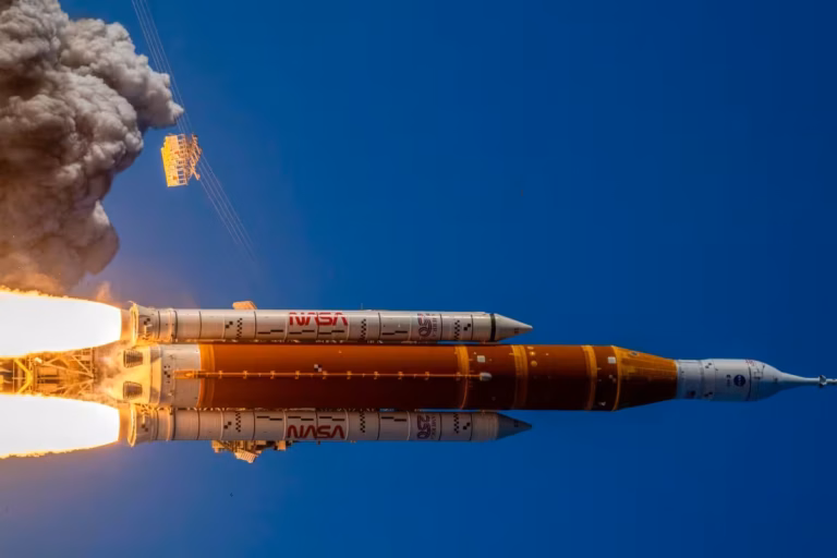 Inodoro espacial en crisis: Nuevos fallos en la nave Orion ponen a prueba la misión Artemis II.