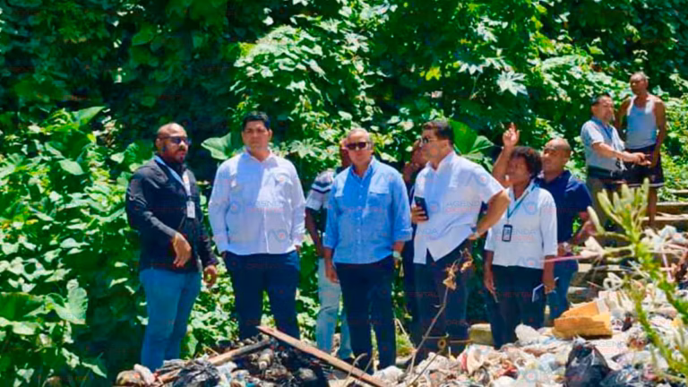 Alcaldía de Santo Domingo Este y Eco5 RD intervienen Parque La Barquita