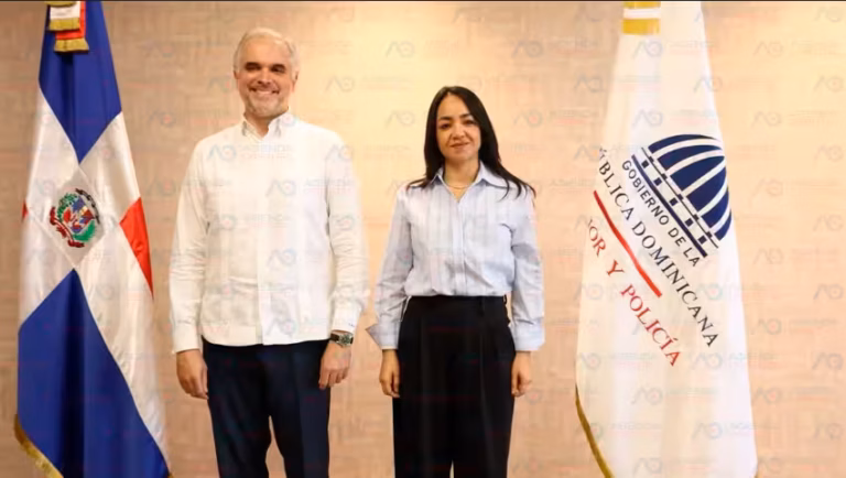 Ministro de Educación busca reforzar la seguridad en centros docentes de todo el país