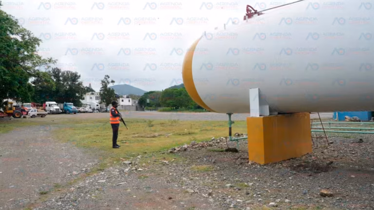 Industria y Comercio cierra dos envasadoras de gas por incumplimientos de seguridad