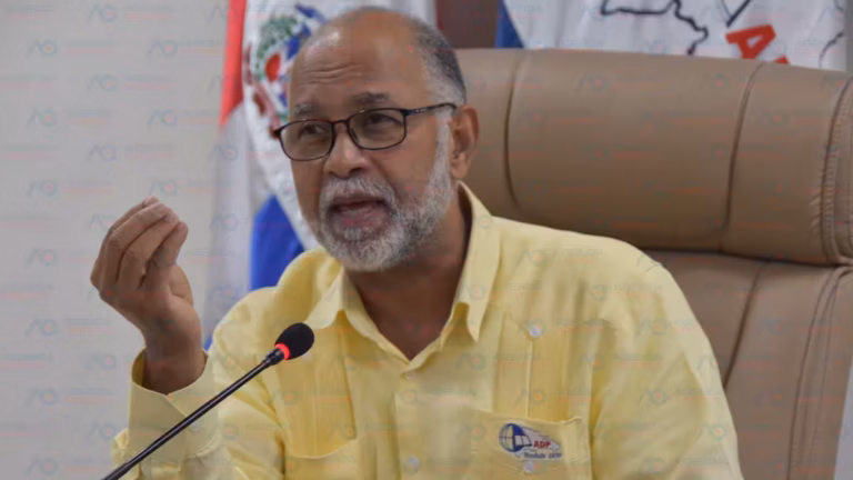 Presidente ADP califica positiva ordenanza regula uso dispositivos móviles en las escuelas