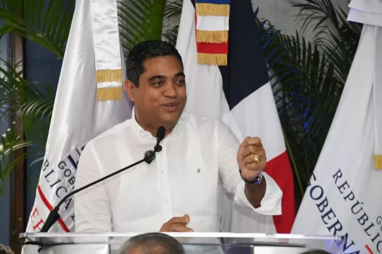 Ministros Kelvin Cruz y Andrés Bautista anuncian obras deportivas en Espaillat con una inversión de RD$415 millones