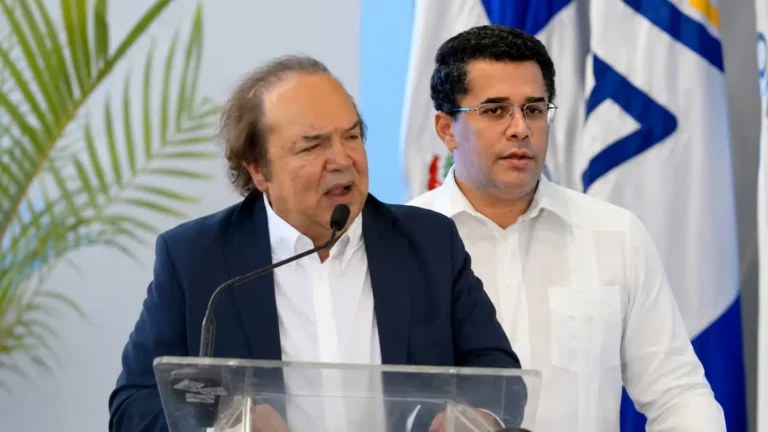 Vinicio Castillo pondera gestión que viene realizando David Collado al frente del Ministerio de Turismo de la República Dominicana