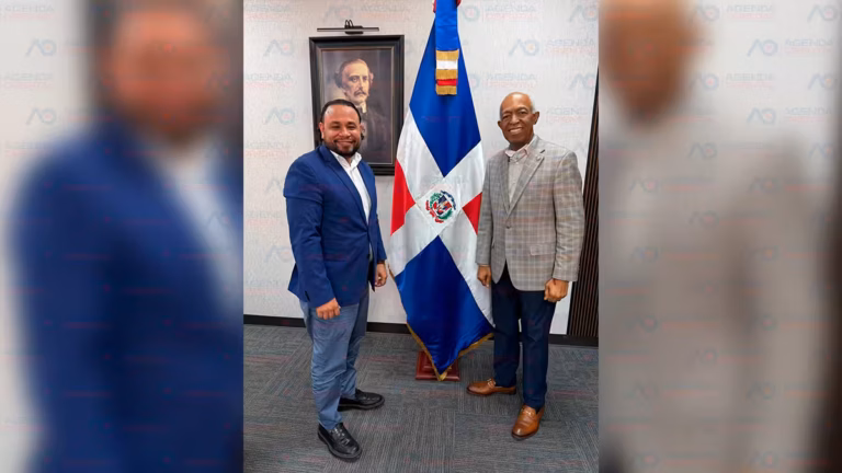 Cónsul Bertico Santana agradece muestras de apoyo y destaca avances positivos en su proceso de recuperación
