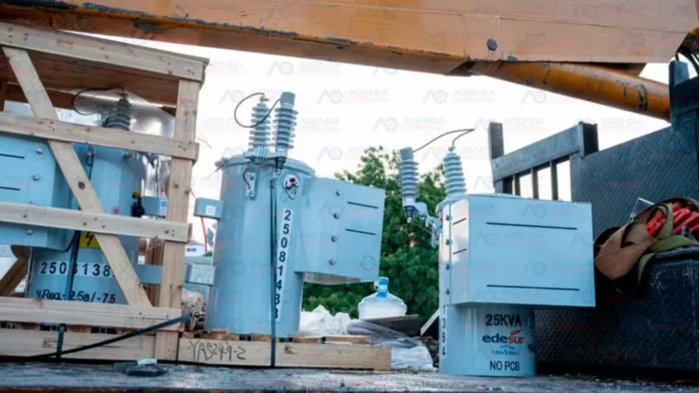 Edesur refuerza suministro eléctrico en Azua con instalación de tres nuevos transformadores