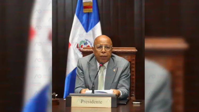 Alfredo Pacheco felicita a Donald Trump por negociaciones con Irán y expresa confianza en la paz mundial