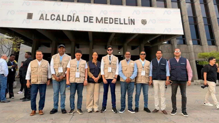 Derlin Castillo participa en la delegación dominicana de la COPPPAL concluyen misión de observación electoral en Colombia