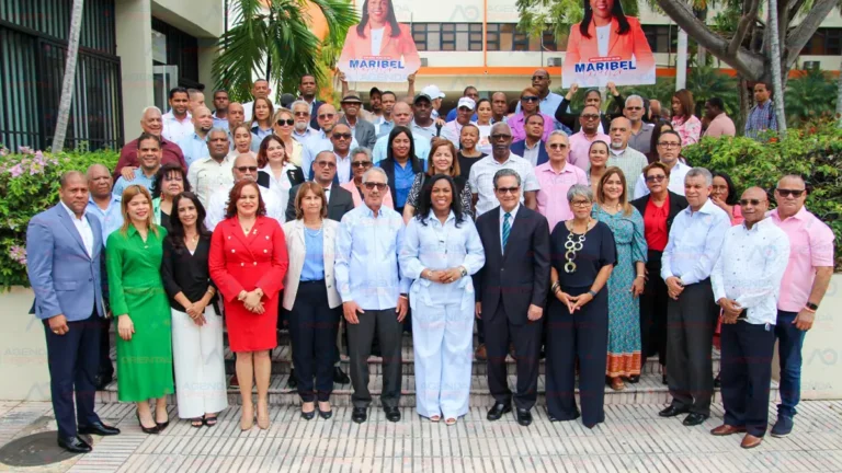 MARIBEL LORENZO FORTALECE RESPALDO RUMBO A LA SEGUNDA VUELTA EN LA FCES-UASD