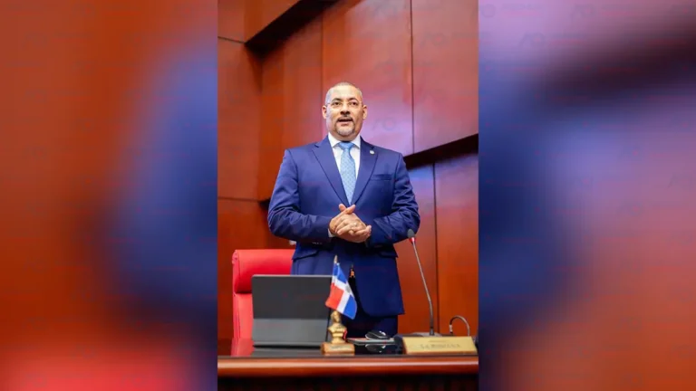 Senador Eduard Espiritusanto somete proyecto de ley para ampliar el plazo de entrada en vigencia del nuevo Código Penal y disponer su revisión integral