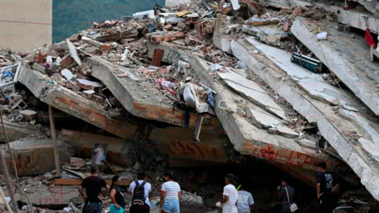 Aumenta a 3,899 la cifra de muertos por los terremotos en Venezuela