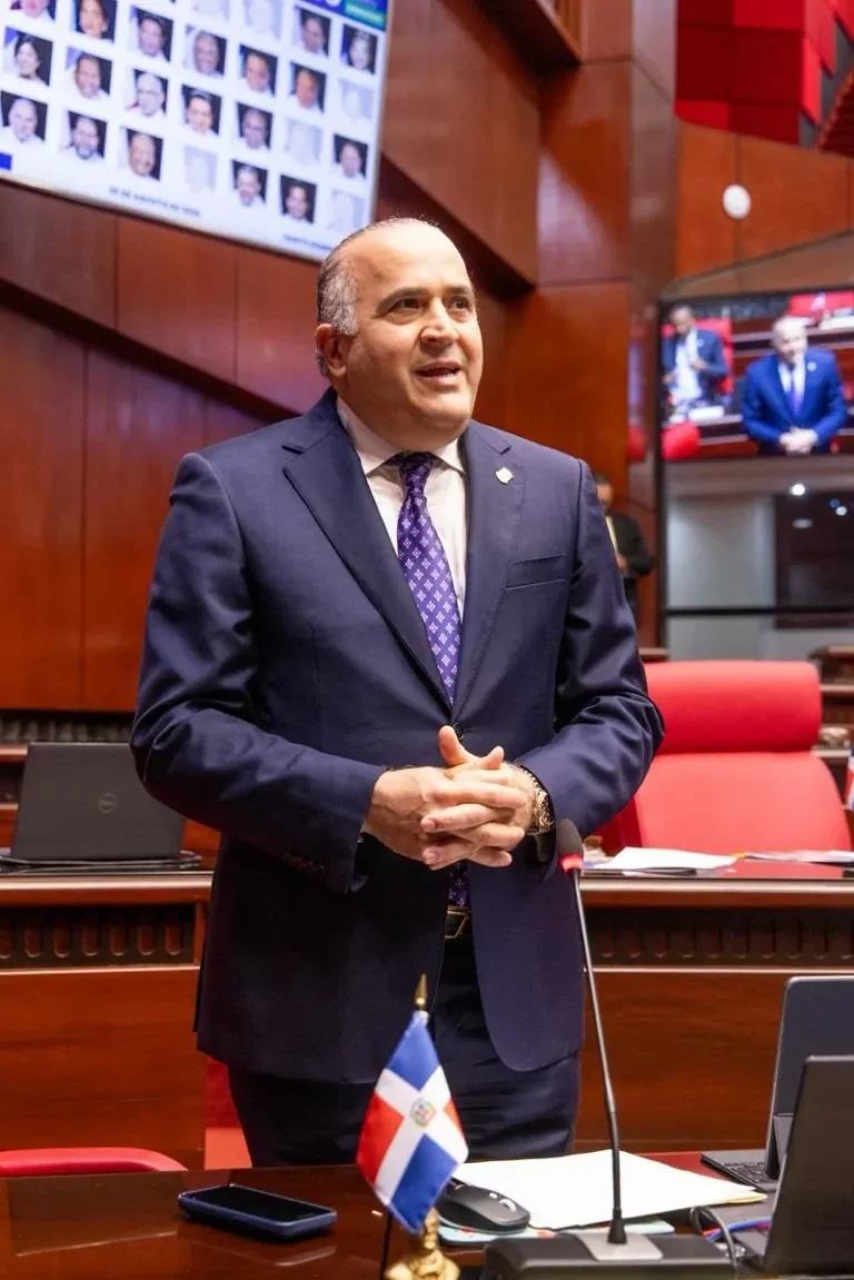 *Senador Alexis Victoria reclama aprobación urgente del proyecto de Ley de Turismo Náutico*
