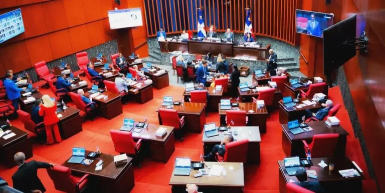 Senadores de RD aprueban en primera lectura la Jurisdicción Contencioso Administrativa