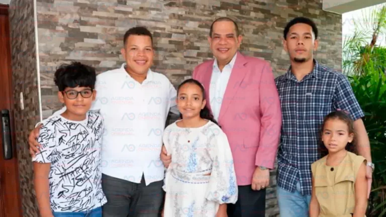 Carlos Guzmán celebra un nuevo año de vida agradeciendo la fidelidad de Dios