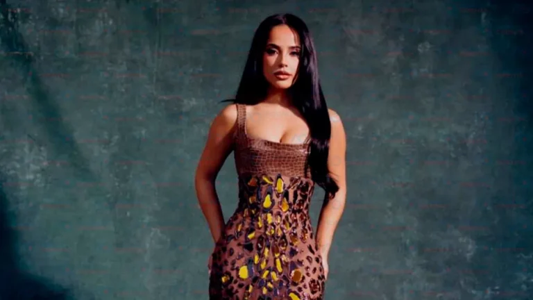 Becky G aclara que Karol G no es su competencia