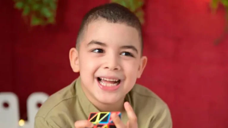 Familia pide ayuda para niño con enfermedad neurodegenerativa