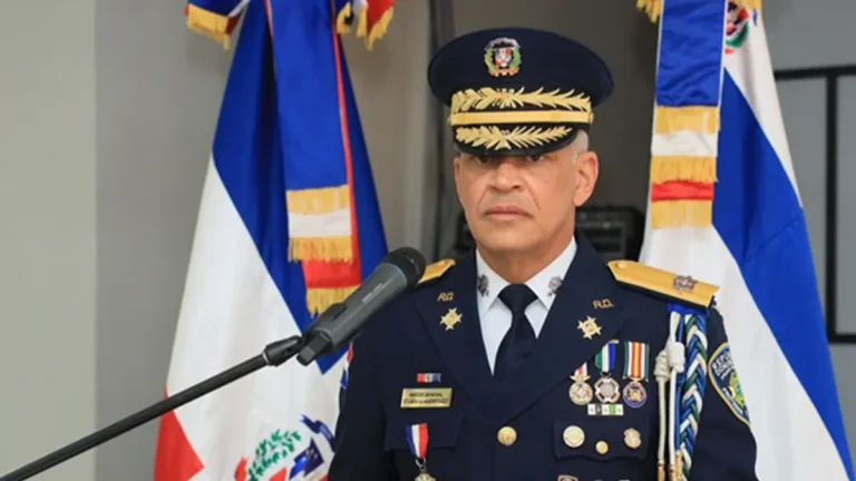 Director general PN fortalece su estructura operativa con cambios y nuevas designaciones en direcciones centrales, regionales y de áreas especializadas