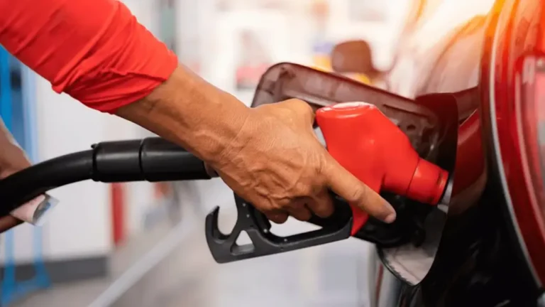 Gobierno aumenta RD$3 a la gasolina y al gasoil regular; estos serán los precios del 22 al 28 de agosto