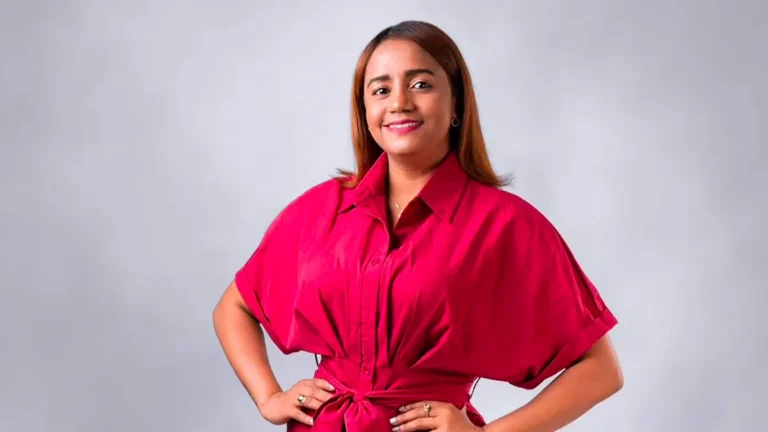 Madelin Peña expondrá sobre comunicación estratégica e inteligencia artificial en FOTOCOM 2026