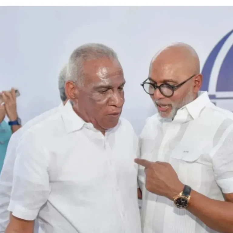 FEDOCLUBES expresa su respaldo a la gestión de Ángel de la Cruz…iii