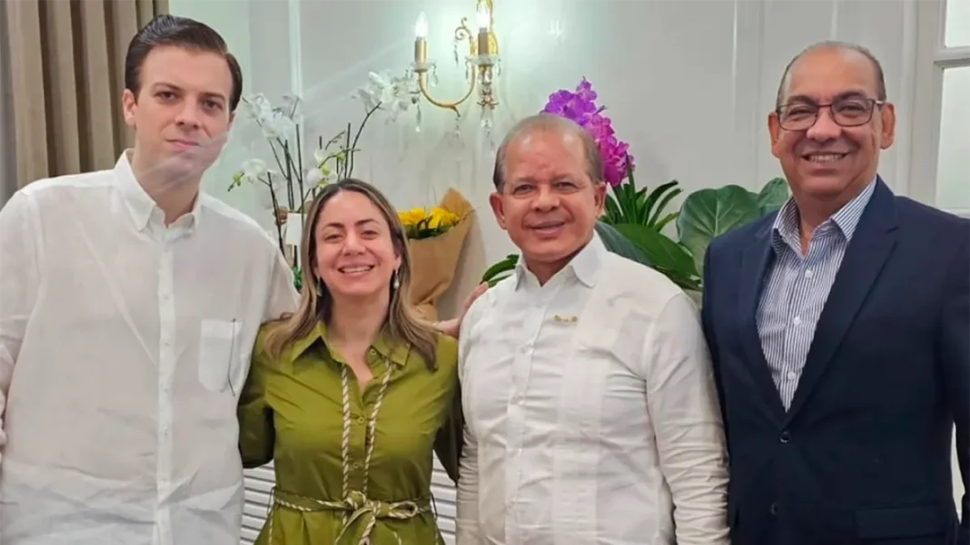 Anibal-Diaz-sostiene-encuentro-con-altos-dirigentes-20260912-133418