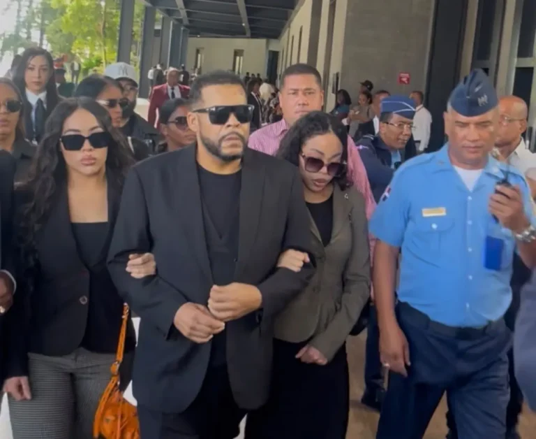 Julián Oro Duro llega a audiencia de coerción contra imputados por muerte de su esposa